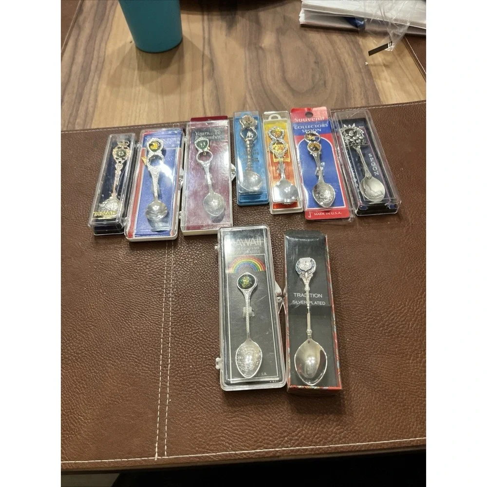 Lot of  9 Tourists Souvenir Collector Spoons s in Orignal Boxes